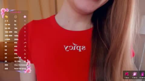 Snapshot of hettiereimel chatting on February 18, 6:48 pm Linda online show from February 18, 6:48 pm