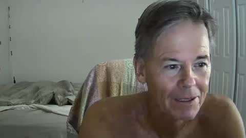 Snapshot of hewes1 chatting on September 26, 8:29 am hewes1 online show from September 26, 8:29 am