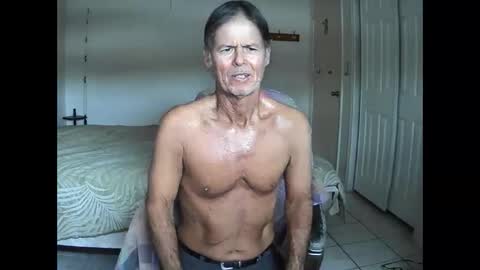 hewes1 online show from February 16, 1:18 pm