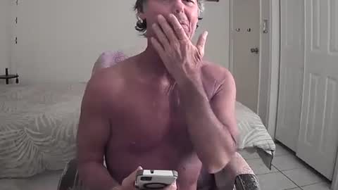 hewes1 online show from March 15, 7:47 am