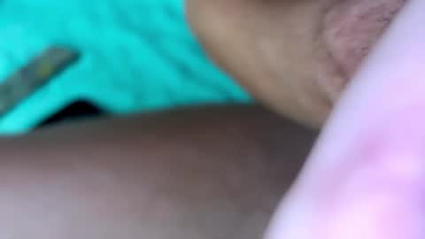 Snapshot of hey_arnold chatting on December 24, 9:22 pm Arnold online show from December 24, 9:22 pm