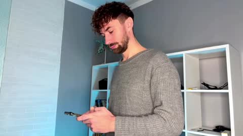 Snapshot of hey_arnold chatting on December 31, 3:09 pm Arnold online show from December 31, 3:09 pm