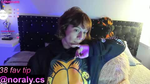 Noraly  online show from October 17, 4:15 am