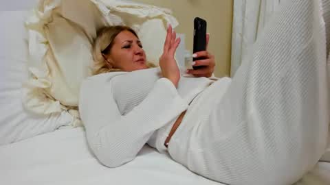 Heyheygrey online show from February 23, 7:38 pm