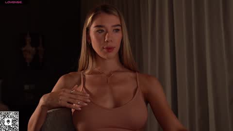 My name is Mira. Please say hello I like to chat with you. If you have requests or dirty talk please use tip online show from February 4, 3:33 am