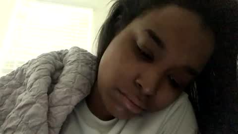 Snapshot of heyyou301990 chatting on November 8, 2:17 pm heyyou301990 online show from November 8, 2:17 pm