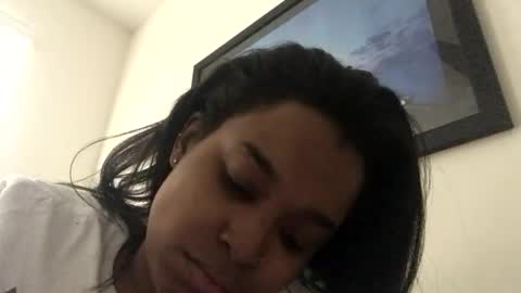 Snapshot of heyyou301990 chatting on November 9, 6:06 pm heyyou301990 online show from November 9, 6:06 pm