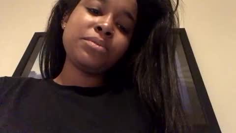 Snapshot of heyyou301990 chatting on November 15, 10:48 pm heyyou301990 online show from November 15, 10:48 pm