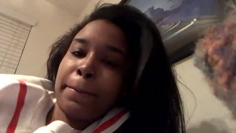 Snapshot of heyyou301990 chatting on November 19, 8:25 am heyyou301990 online show from November 19, 8:25 am