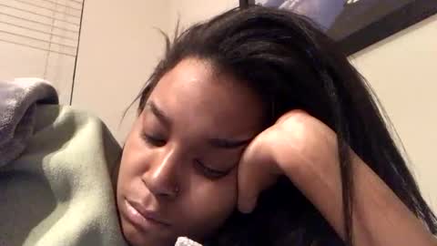 Snapshot of heyyou301990 chatting on November 20, 7:08 am heyyou301990 online show from November 20, 7:08 am