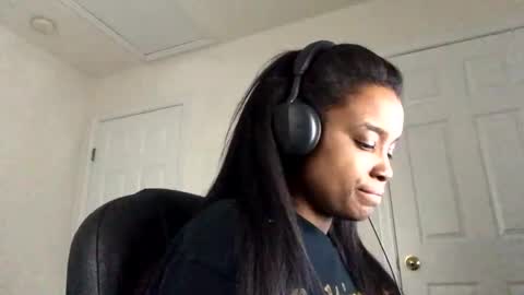 Snapshot of heyyou301990 chatting on November 20, 8:19 pm heyyou301990 online show from November 20, 8:19 pm