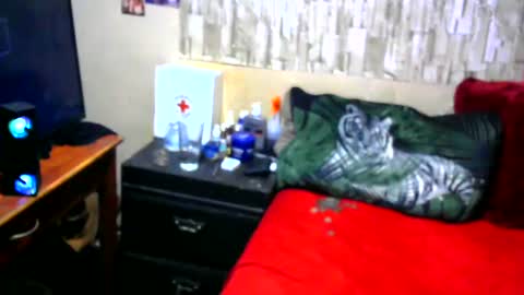 Snapshot of hhhjnf1 chatting on September 12, 12:11 am hhhjnf1 online show from September 12, 12:11 am