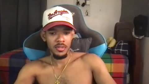 hhotcrazy online show from November 9, 6:23 am