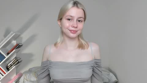 Popsy Risha online show from September 12, 1:17 am