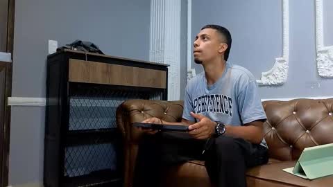 hiancash online show from January 12, 11:59 am