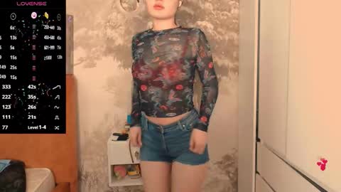 Snapshot of hiaru_cutie chatting on October 19, 5:52 am Hiaru online show from October 19, 5:52 am