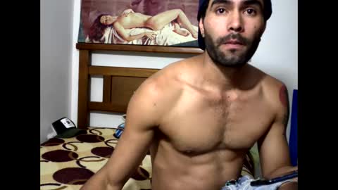 Snapshot of hideonbush051 chatting on November 11, 12:27 pm hideonbush online show from November 11, 12:27 pm