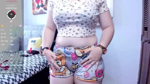 Snapshot of hidianapaola chatting on January 7, 6:54 pm Diana online show from January 7, 6:54 pm