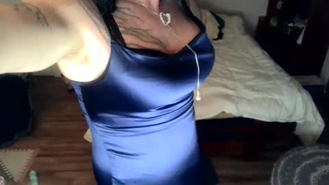 Snapshot of hightonight27 chatting on October 3, 7:16 am hightonight27 online show from October 3, 7:16 am