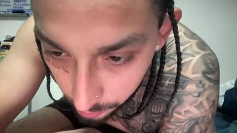 Snapshot of hihello400 chatting on November 21, 4:11 am hihello400 online show from November 21, 4:11 am