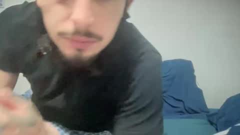 Snapshot of hihello400 chatting on November 23, 8:58 am hihello400 online show from November 23, 8:58 am