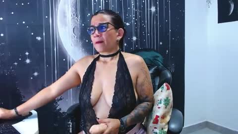 hikaryfire online show from May 31, 1:36 am
