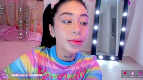Snapshot of hilary_jones_22 chatting on October 28, 11:29 pm LUNA new account FOLLOW ME online show from October 28, 11:29 pm
