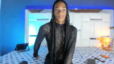 hilaryguzman online show from January 15, 1:48 pm