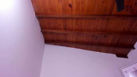 Snapshot of hillary_jones chatting on February 28, 1:26 am sarah online show from February 28, 1:26 am