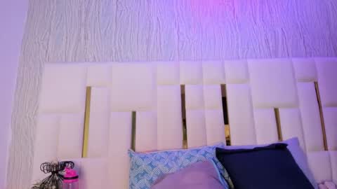 Hillary online show from March 23, 11:36 am