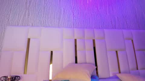 Hillary online show from March 29, 10:59 am