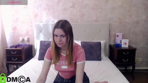 Snapshot of hilleva chatting on February 23, 9:11 am hilleva online show from February 23, 9:11 am