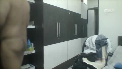 himanshukkkkkk online show from April 1, 6:27 pm