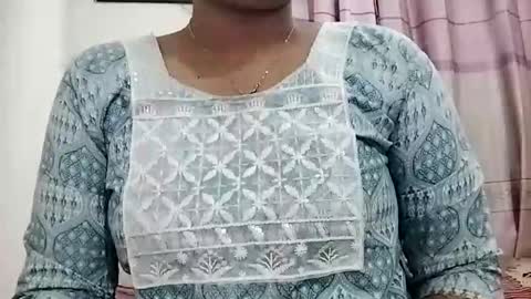 himuhimu22 online show from January 15, 11:37 am