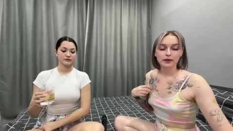 Hina online show from December 3, 8:56 am