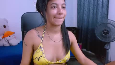 Snapshot of hinata_9 chatting on December 2, 8:59 pm 0600AM-1100AM - online show from December 2, 8:59 pm