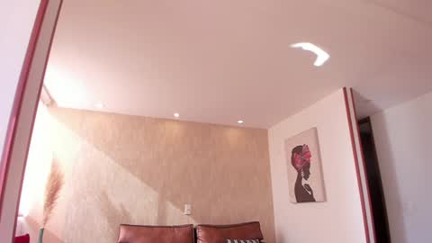 Hinnata online show from January 9, 8:33 pm