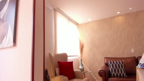 Hinnata online show from January 16, 7:10 pm