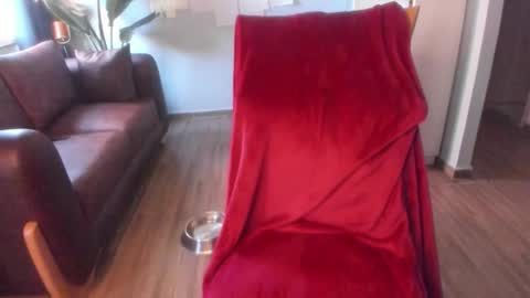 Hinnata online show from September 16, 1:12 pm