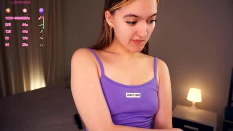 Snapshot of hip_hop_baby chatting on February 21, 1:55 am Leya Day Mary Night PvT Open online show from February 21, 1:55 am