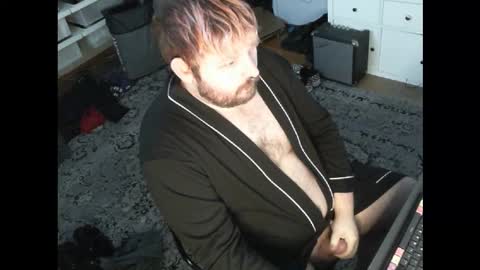 Snapshot of hipguy91 chatting on November 27, 6:54 pm hipguy91 online show from November 27, 6:54 pm