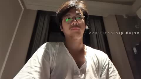 Snapshot of hirvirdish chatting on October 25, 7:19 pm Taick online show from October 25, 7:19 pm