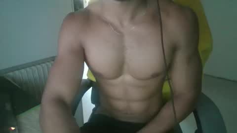 Snapshot of hiseres11 chatting on October 15, 7:52 am Hiseres online show from October 15, 7:52 am