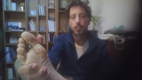 hitmenoww online show from October 17, 11:13 am