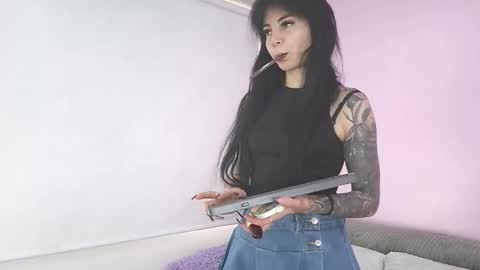 Snapshot of hiyakasudere_ chatting on October 30, 6:41 pm hiyakasudere_ online show from October 30, 6:41 pm