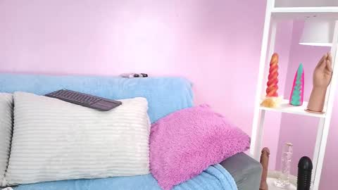 Snapshot of hiyakasudere_ chatting on November 10, 6:51 pm hiyakasudere_ online show from November 10, 6:51 pm