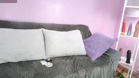 Snapshot of hiyakasudere_ chatting on November 26, 6:20 pm hiyakasudere_ online show from November 26, 6:20 pm