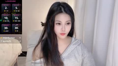 hkchengcheng online show from December 18, 1:00 am