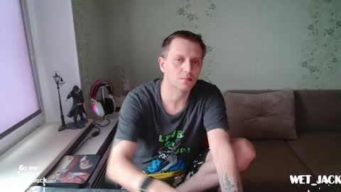 Snapshot of hlestus chatting on February 8, 6:54 am Wet Jack online show from February 8, 6:54 am