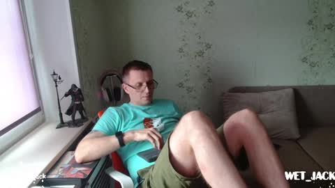 Snapshot of hlestus chatting on March 6, 8:41 am Wet Jack online show from March 6, 8:41 am